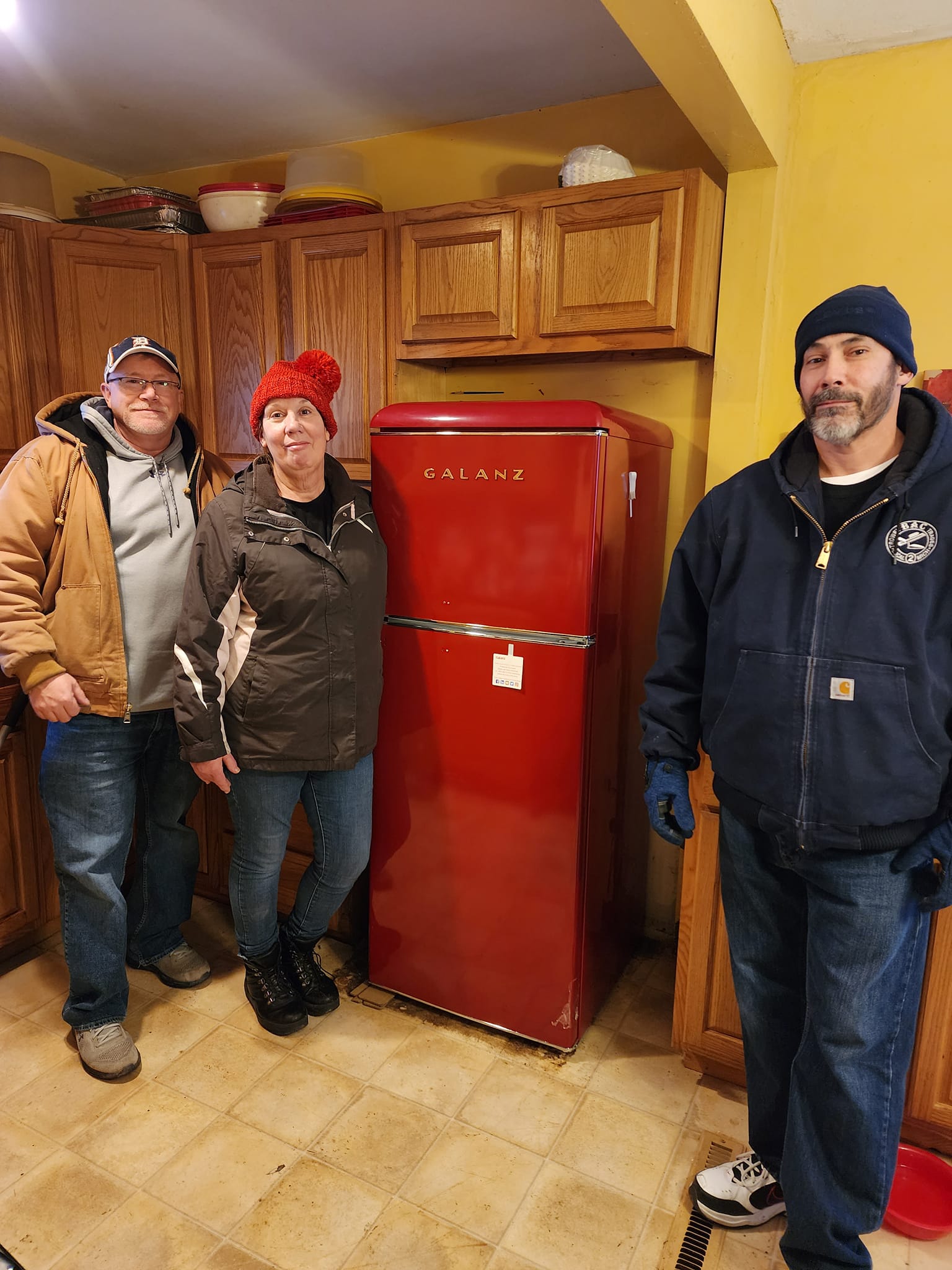 God on the Move: Community Delivers Fridge, Washer, and Dryer Through Generosity